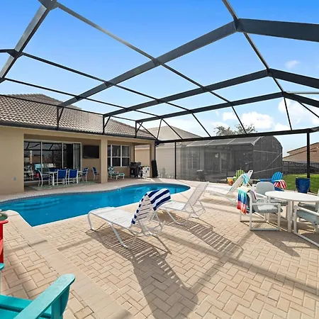 Lilo'S Paradise In Windsor Hills